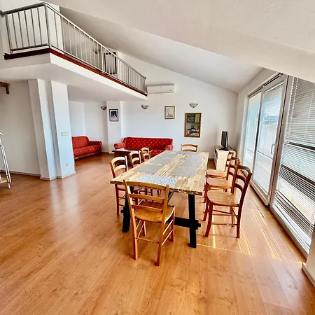 Guest house Dani 3*