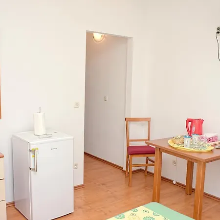 Guest house Dani 3*