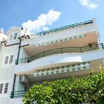 Dani בית הארחה מאקרסקה